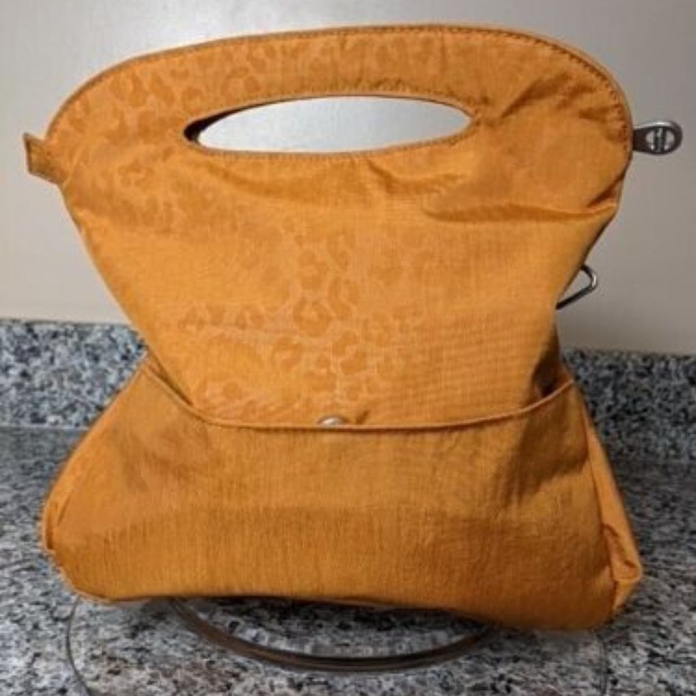 Baggallini Orange Crossbody (No Strap) Convertible Clutch Purse EC